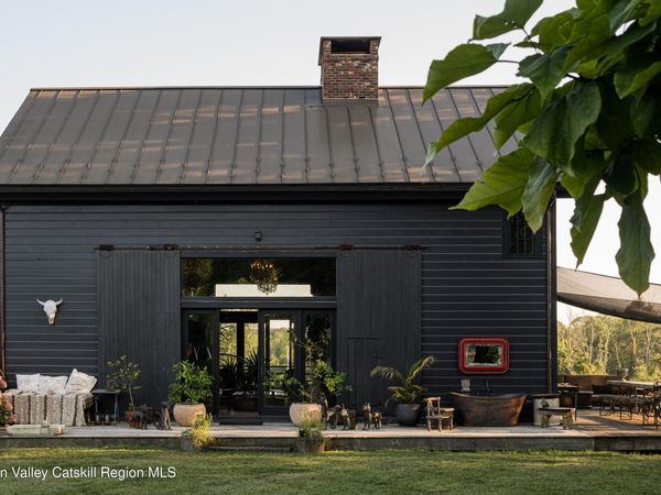 114 Best Lane, Germantown, NY 12526