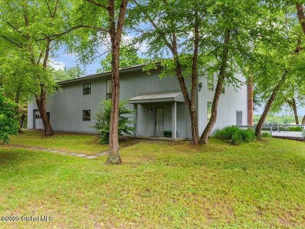 107 Hosey Russell Road, Buskirk, NY 12028