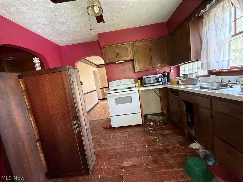 55881 Colerain Pike, Martins Ferry, OH 43935 Photo 4