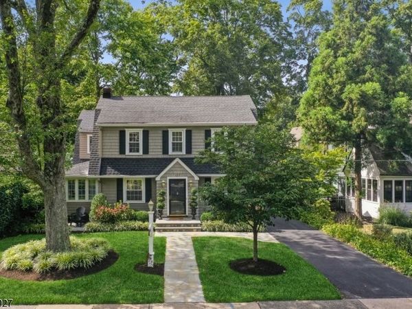 127 Green Village Rd, Madison, NJ 07940