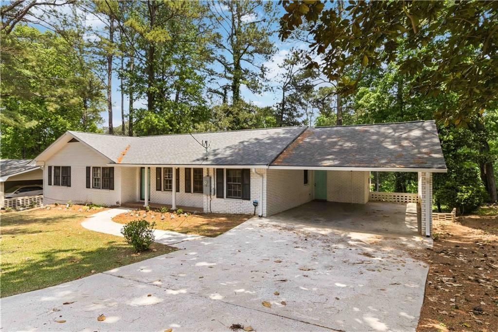 4204 Williamsburg Drive, Atlanta, GA 30337 Main Photo