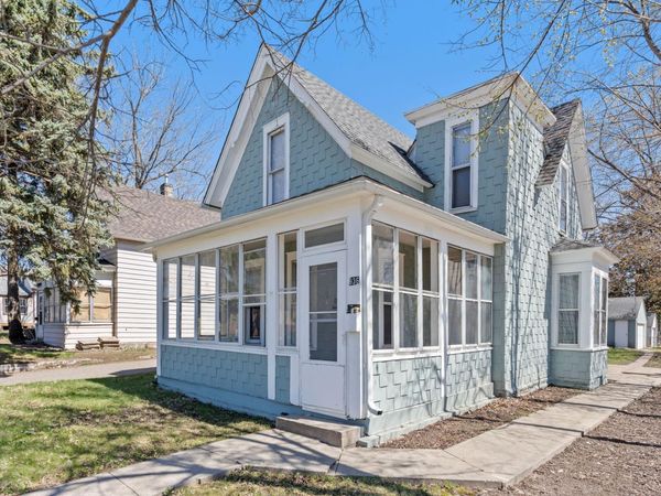 936 Duchess Street, Saint Paul, MN 55106