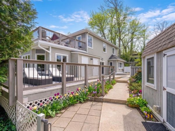 32 Crescent Drive, Huntington, NY 11743