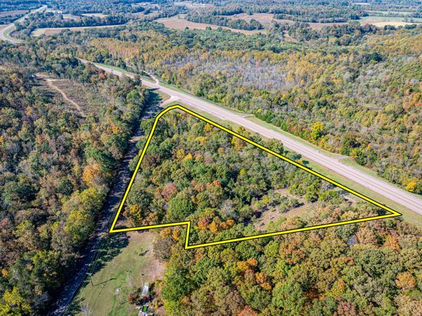 0 Streaming Water Loop , Clifton, TN 38425