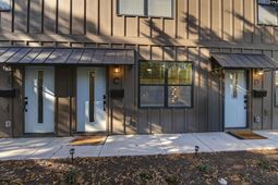 816 Shull Street photo 4