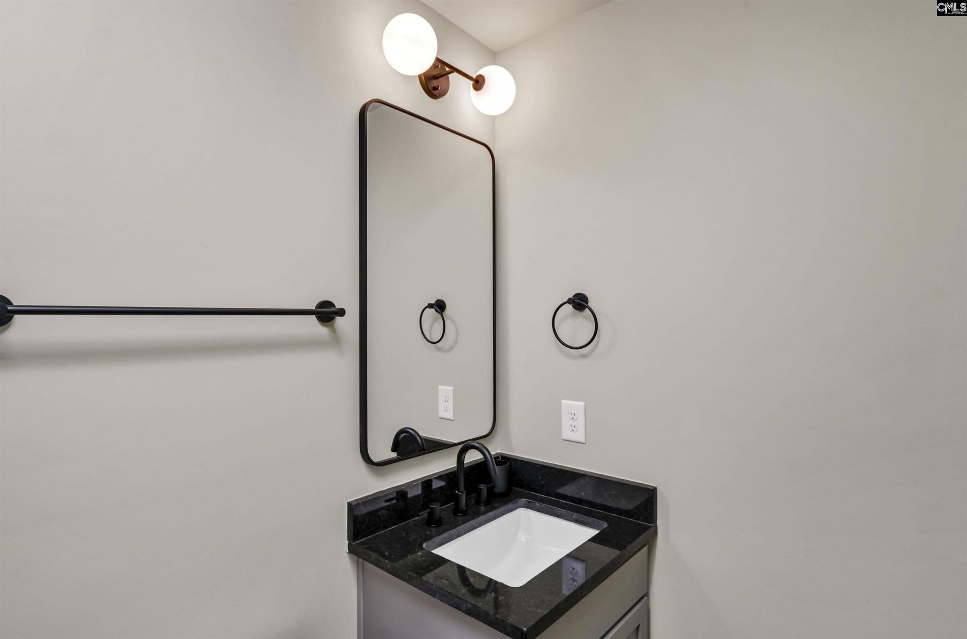 816 Shull Street Photo 31