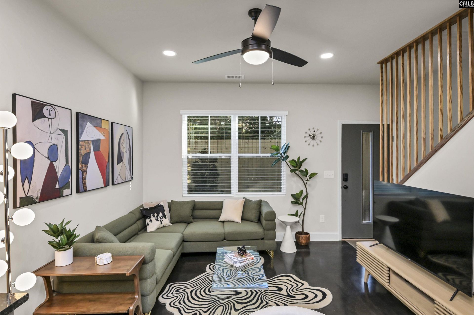 816 Shull Street Photo 9