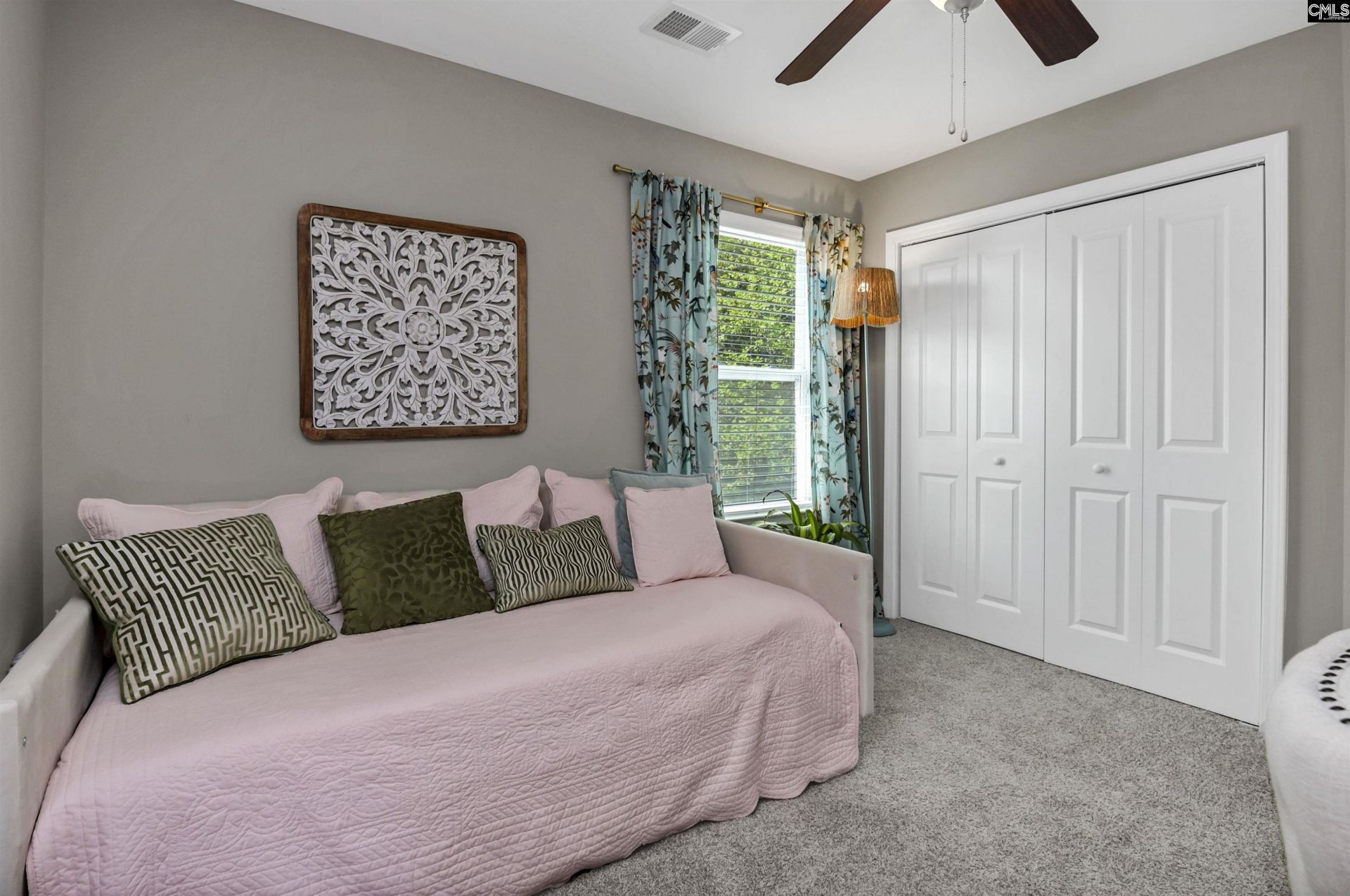 253 Chesterton Drive Photo 16