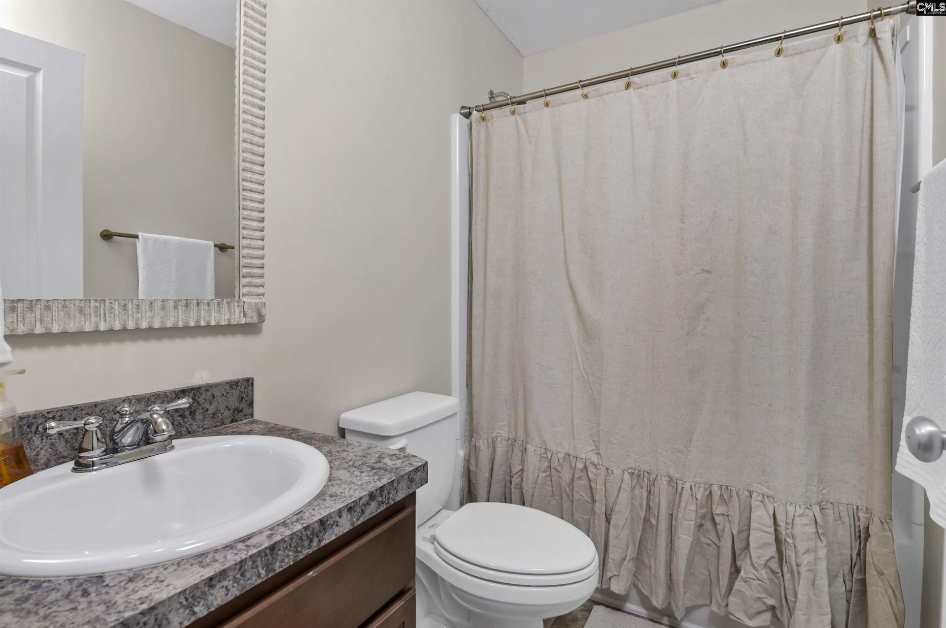 253 Chesterton Drive Photo 18
