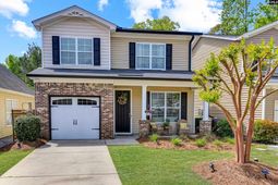 253 Chesterton Drive photo 4