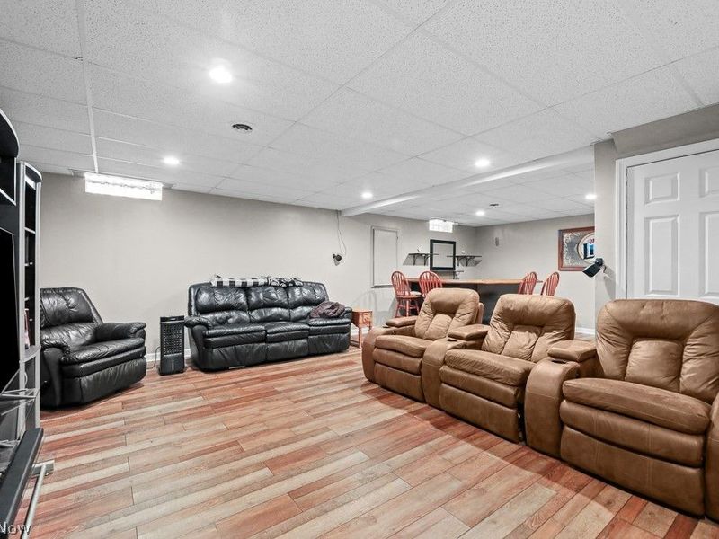 2495 Moredale Circle, Alliance, OH 44601 Photo 30