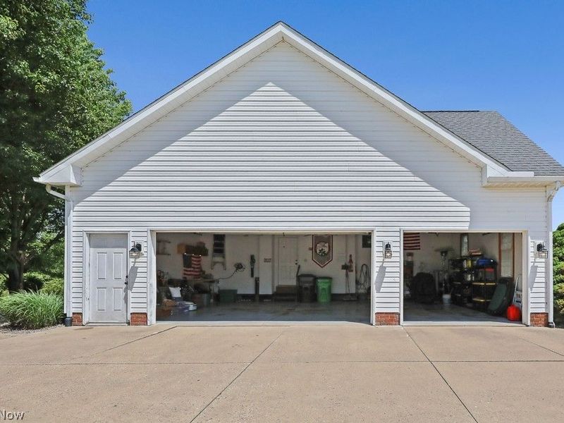 2495 Moredale Circle, Alliance, OH 44601 Photo 34