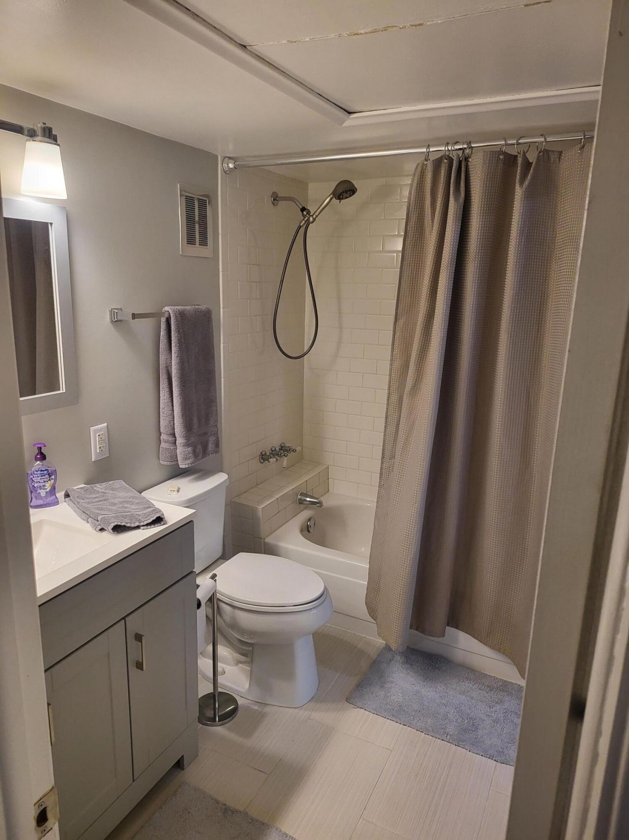 32 NE 20th Court, Unit 4b, Wilton Manors, FL 33305 Photo