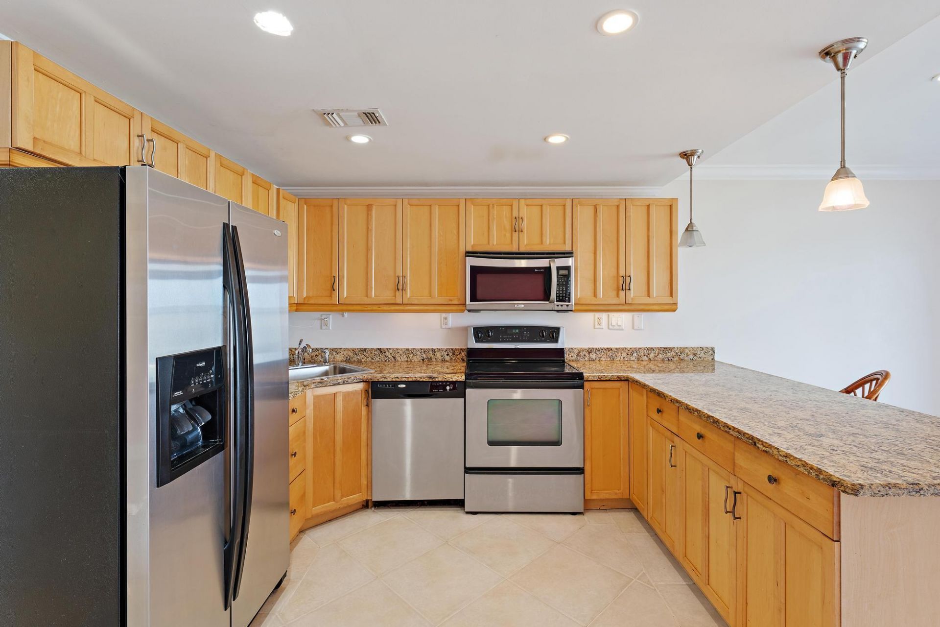 400 Wilma Circle, Unit 108, Riviera Beach, FL 33404 Photo