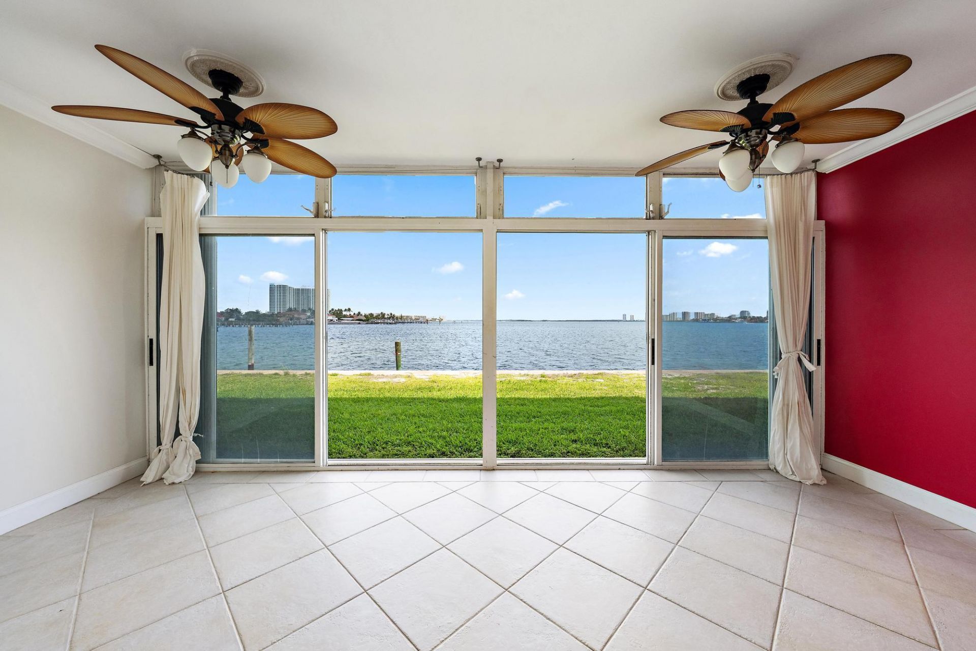 400 Wilma Circle, Unit 108, Riviera Beach, FL 33404 Photo