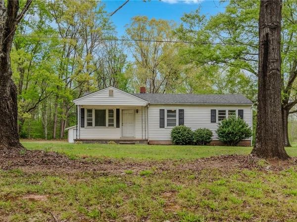 1851 US Highway 311 , Walnut Cove, NC 27051