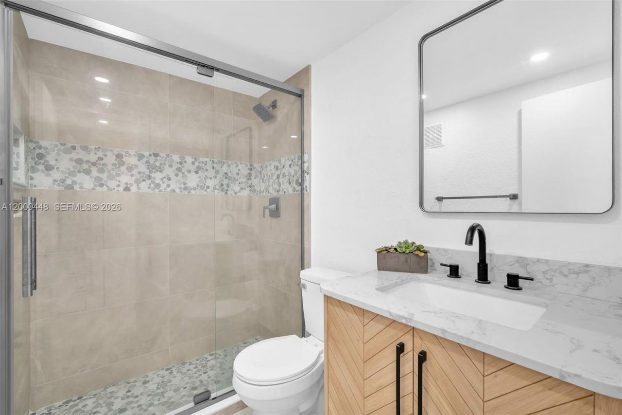 770 SE 2nd Ave, Unit B216, Deerfield Beach, FL 33441 Photo