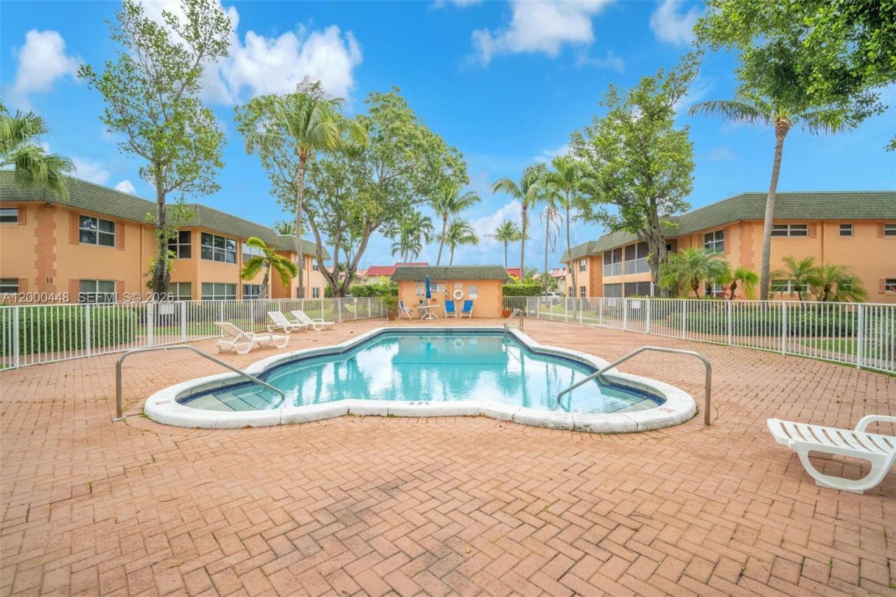 770 SE 2nd Ave, Unit B216, Deerfield Beach, FL 33441 Photo