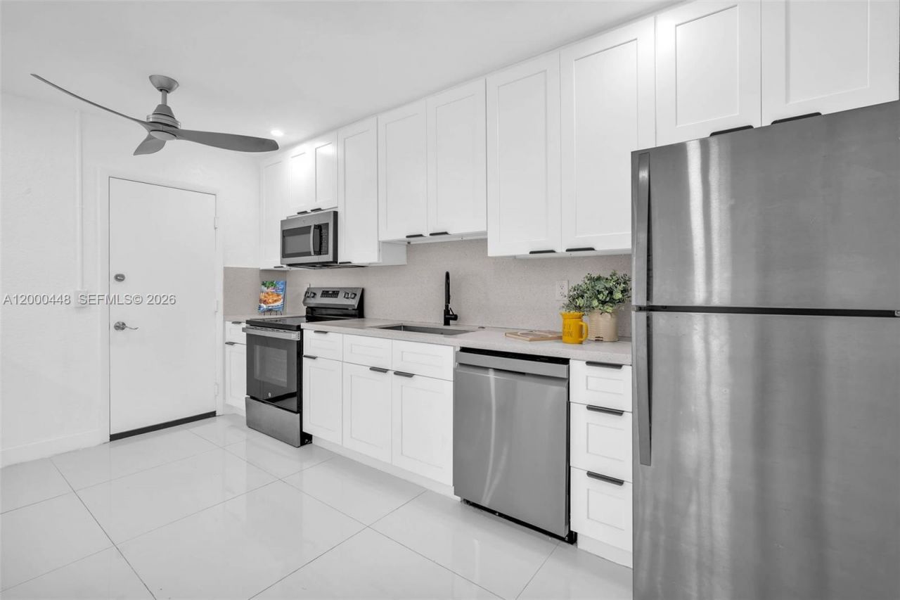 770 SE 2nd Ave , Unit B216, Deerfield Beach, FL 33441 Photo