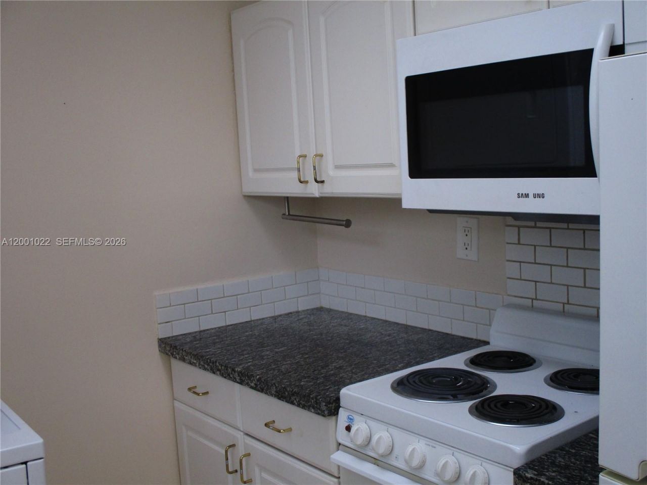 1949 Taylor St, Unit 9, Hollywood, FL 33020 Photo