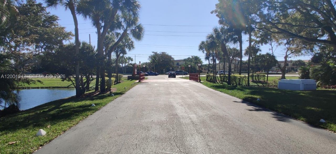 7959 NW 41st Ct, Sunrise, FL 33351 Photo