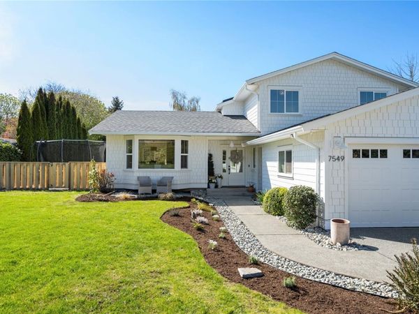 7549 Andrea Cres, Lantzville, BC V0R 2H0