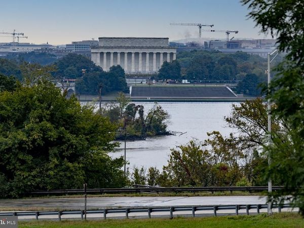 1011 ARLINGTON BOULEVARD, Unit 630, ARLINGTON, VA 22209