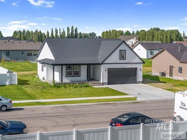 4201 N Zona Way, Idaho Falls, ID 83401