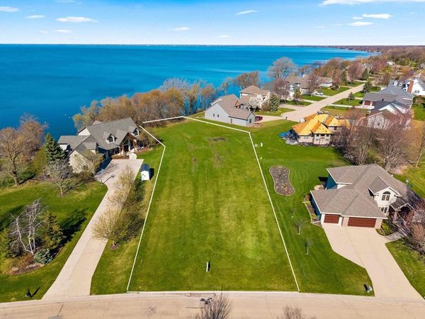 N7827 STATE PARK ROAD, Sherwood, WI 54169