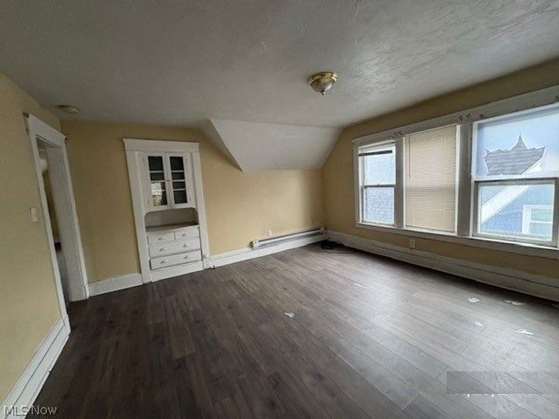 10205 Ostend Avenue, Cleveland, OH 44108 Photo 9