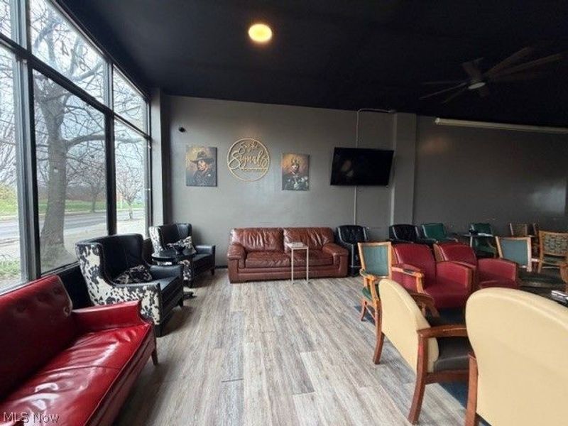 524 E 200th Street, Euclid, OH 44119 Photo 10