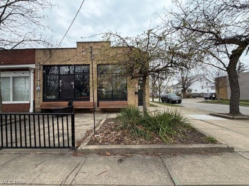 524 E 200th Street, Euclid, OH 44119 Photo 3