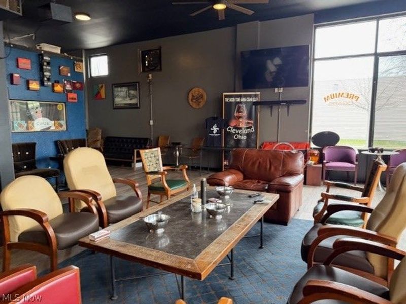 524 E 200th Street, Euclid, OH 44119 Photo 38