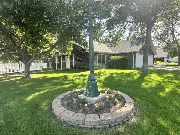 1307 N Dakota Street, Aberdeen, SD 57401