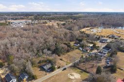 128 Lake St. photo 4