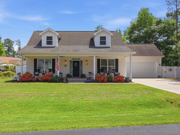 430 Shellbank Dr., Longs, SC 29568