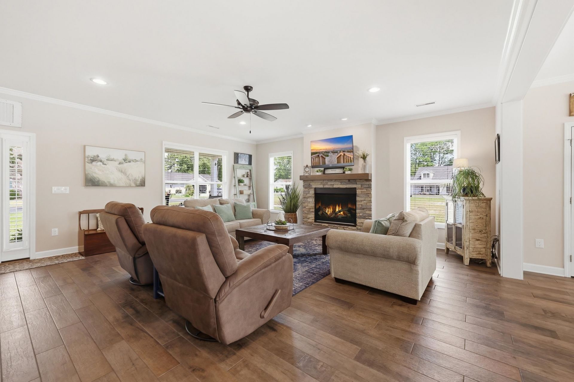 430 Shellbank Dr. Photo 10