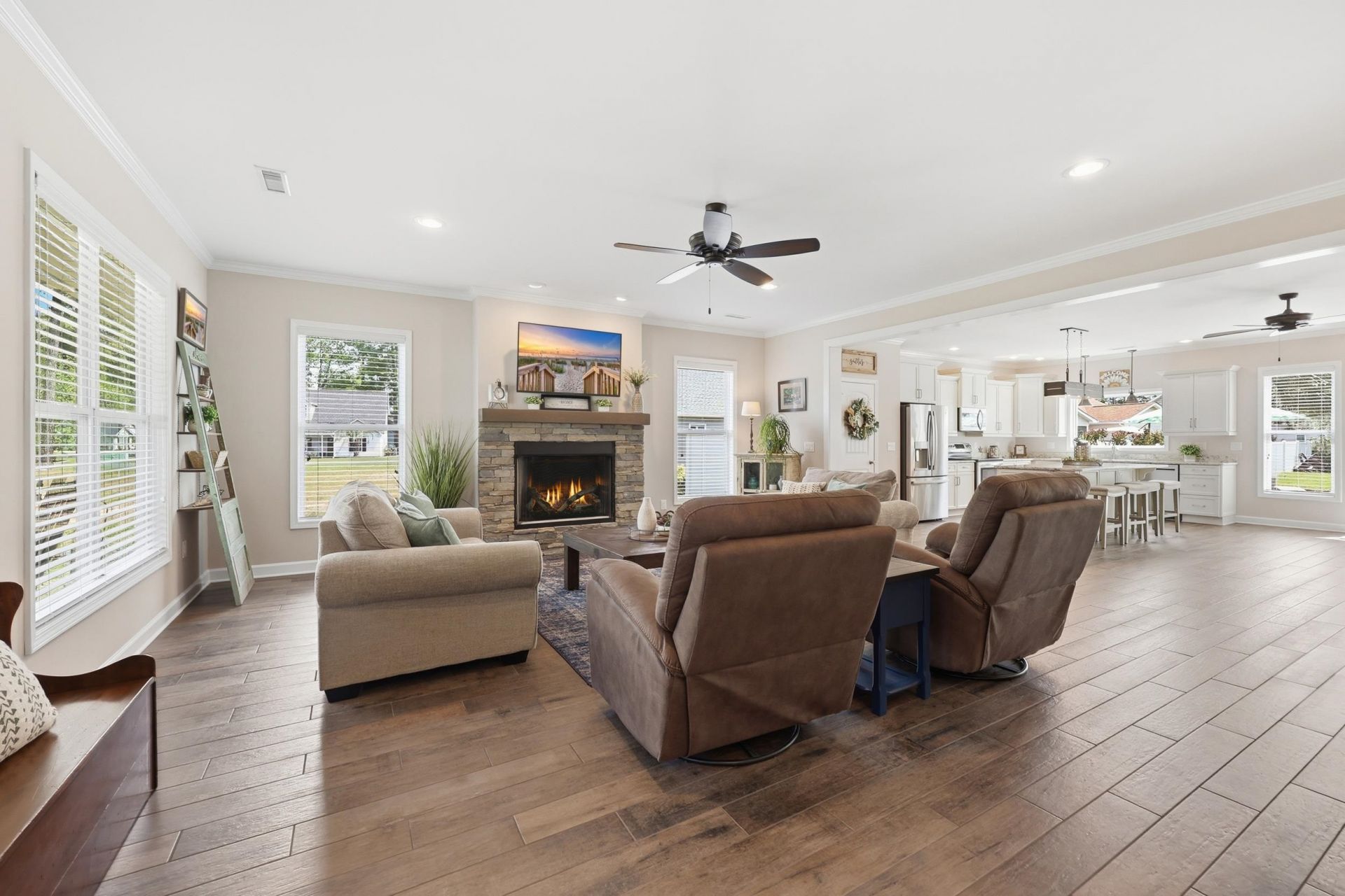 430 Shellbank Dr. Photo 11