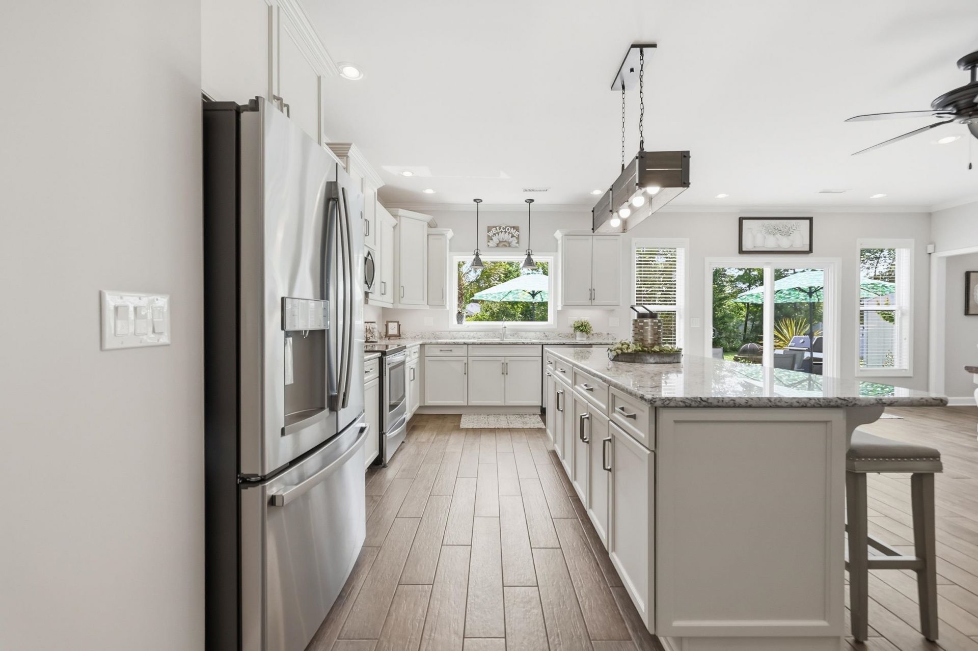 430 Shellbank Dr. Photo 17