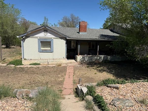 492 S Owens Street , Lakewood, CO 80226