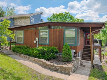94 R Street, Lake Lotawana, MO 64086