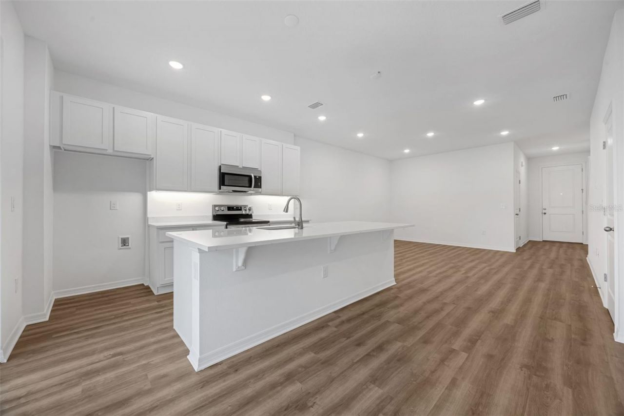 4710 Winding River Road, Orlando, FL 32822 Photo