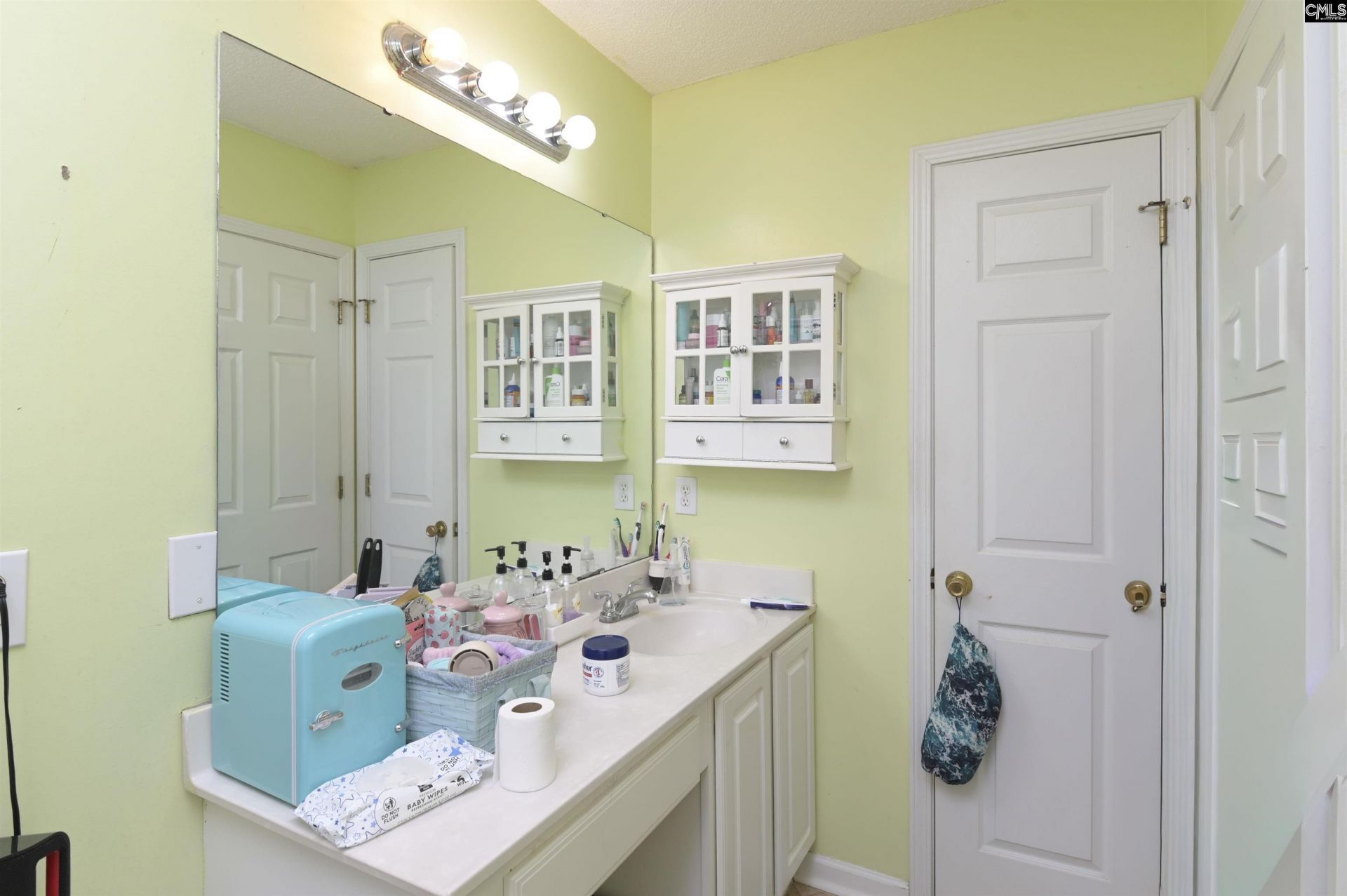 516 S Summers Way Photo 11