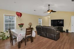 516 S Summers Way photo 4