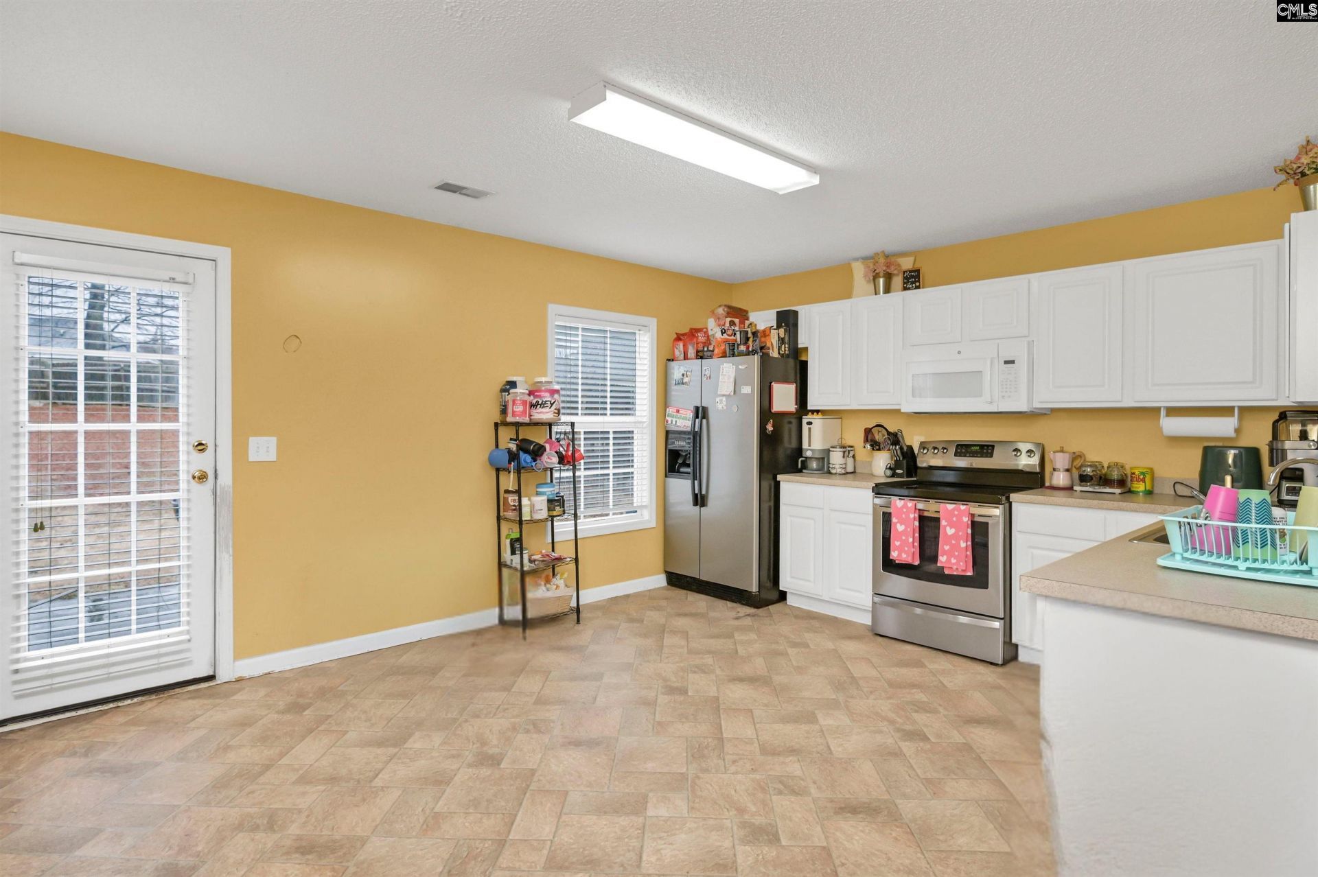 516 S Summers Way Photo 6