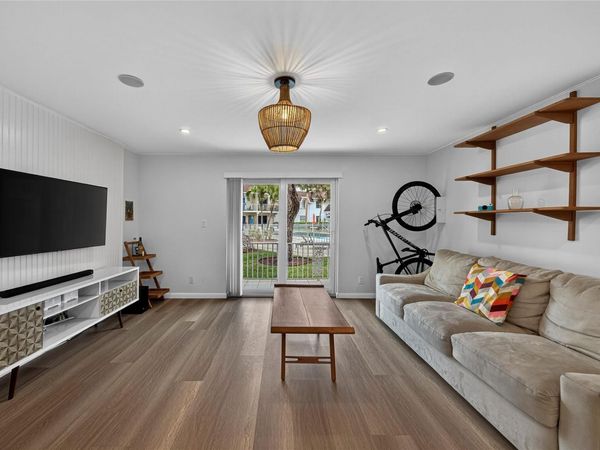 700 SE 2nd Avenue, Unit 318, Deerfield Beach, FL 33441