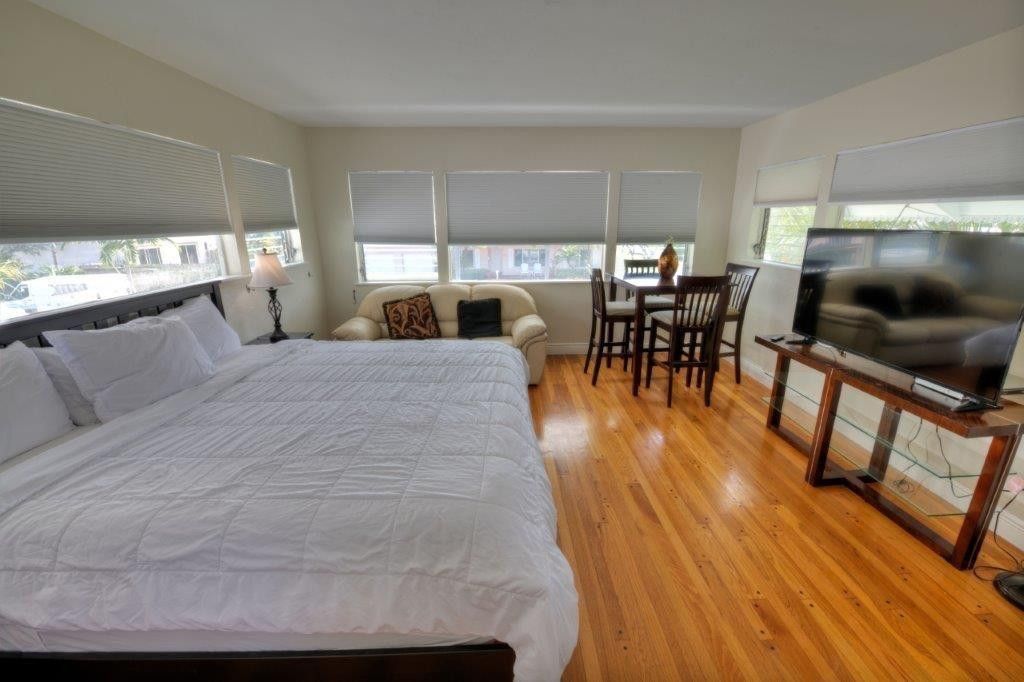 3201 NE 23rd Street, Fort Lauderdale, FL 33305 Photo