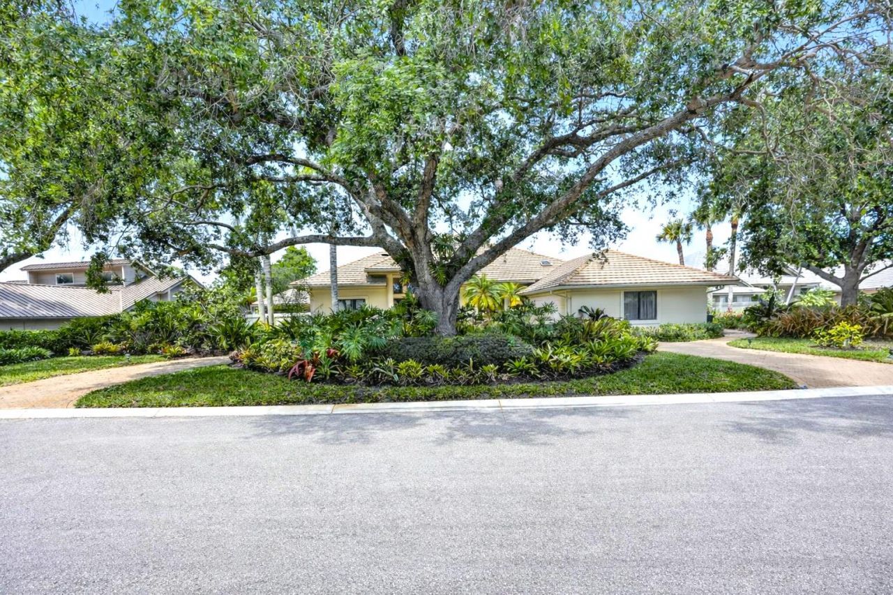 6460 SE Winged Foot Drive, Stuart, FL 34997 Photo