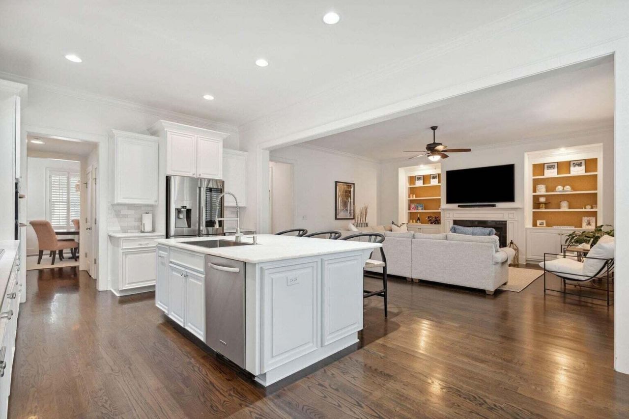 2526 Daniel Island Drive Photo 13