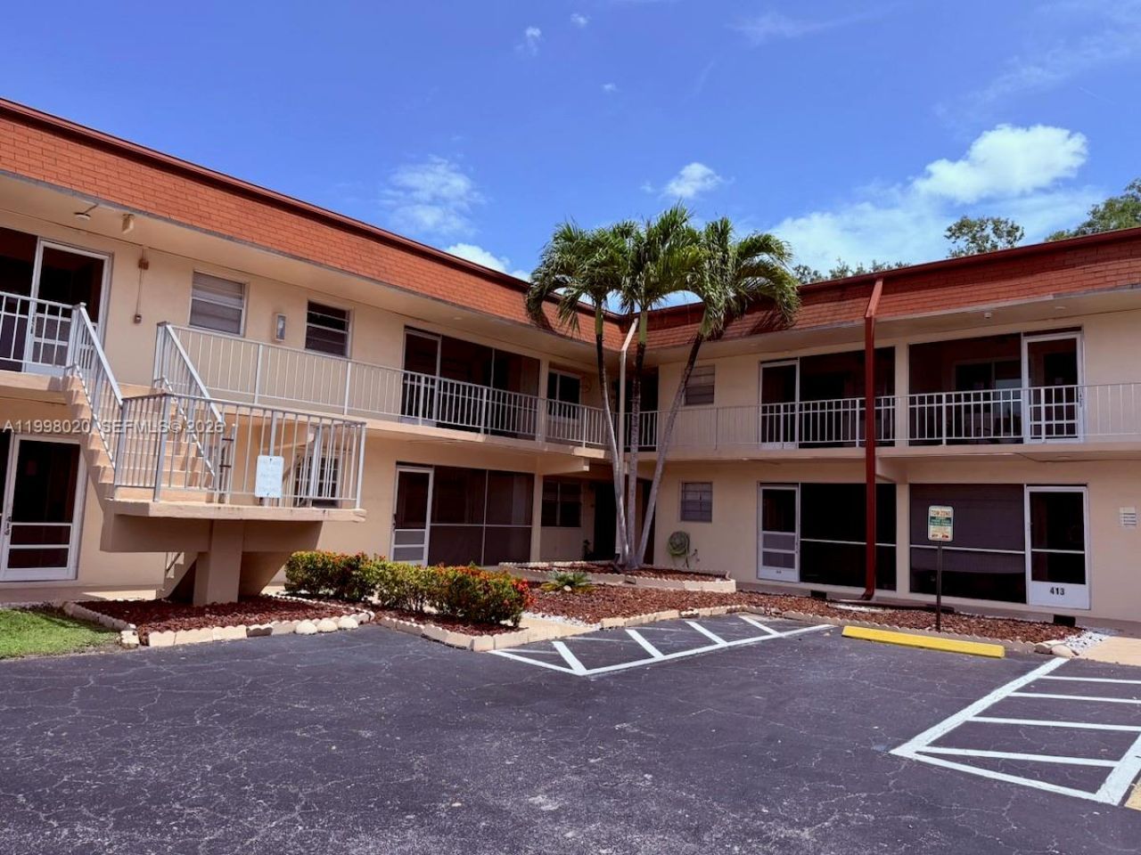 2041 NW 81st Avenue, Unit 426, Pembroke Pines, FL 33024 Photo